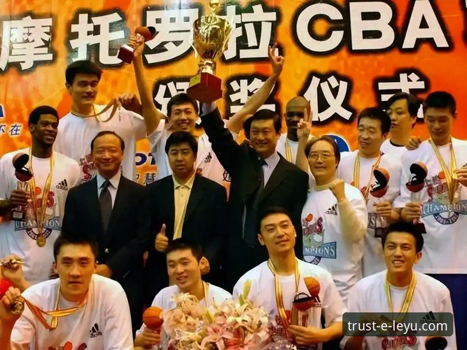 乐鱼官方网站 上海男篮十二连胜巩固榜首:一场团队篮球的胜利剖析